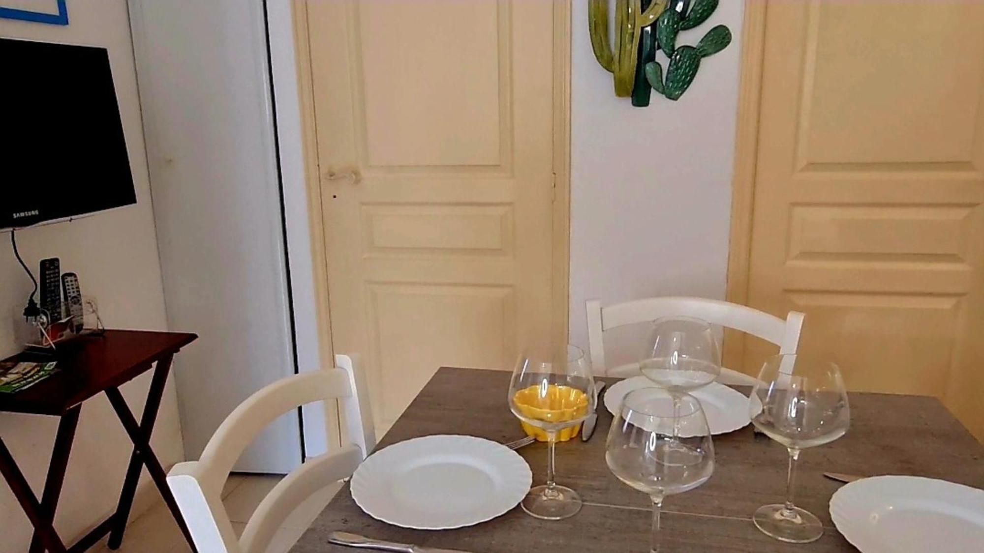 Appartement Kalliste, Logements Avec Vue Citadelle De Bonifacio Bonifacio  Exteriér fotografie
